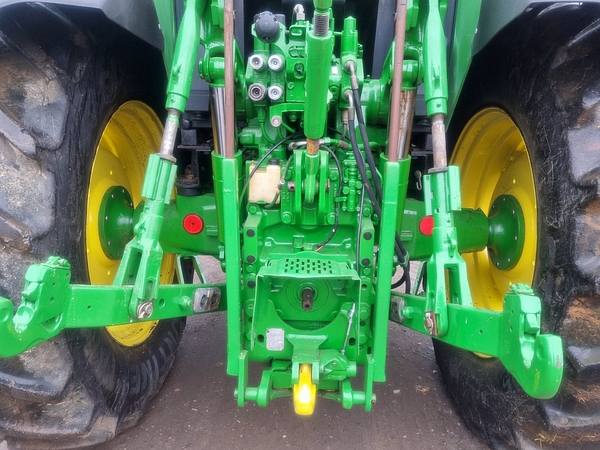 Chris Atkin & Son Ltd - John Deere 6810